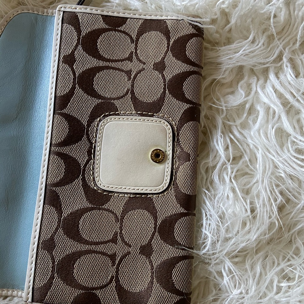 Coach Wallet - Picture 4 of 5